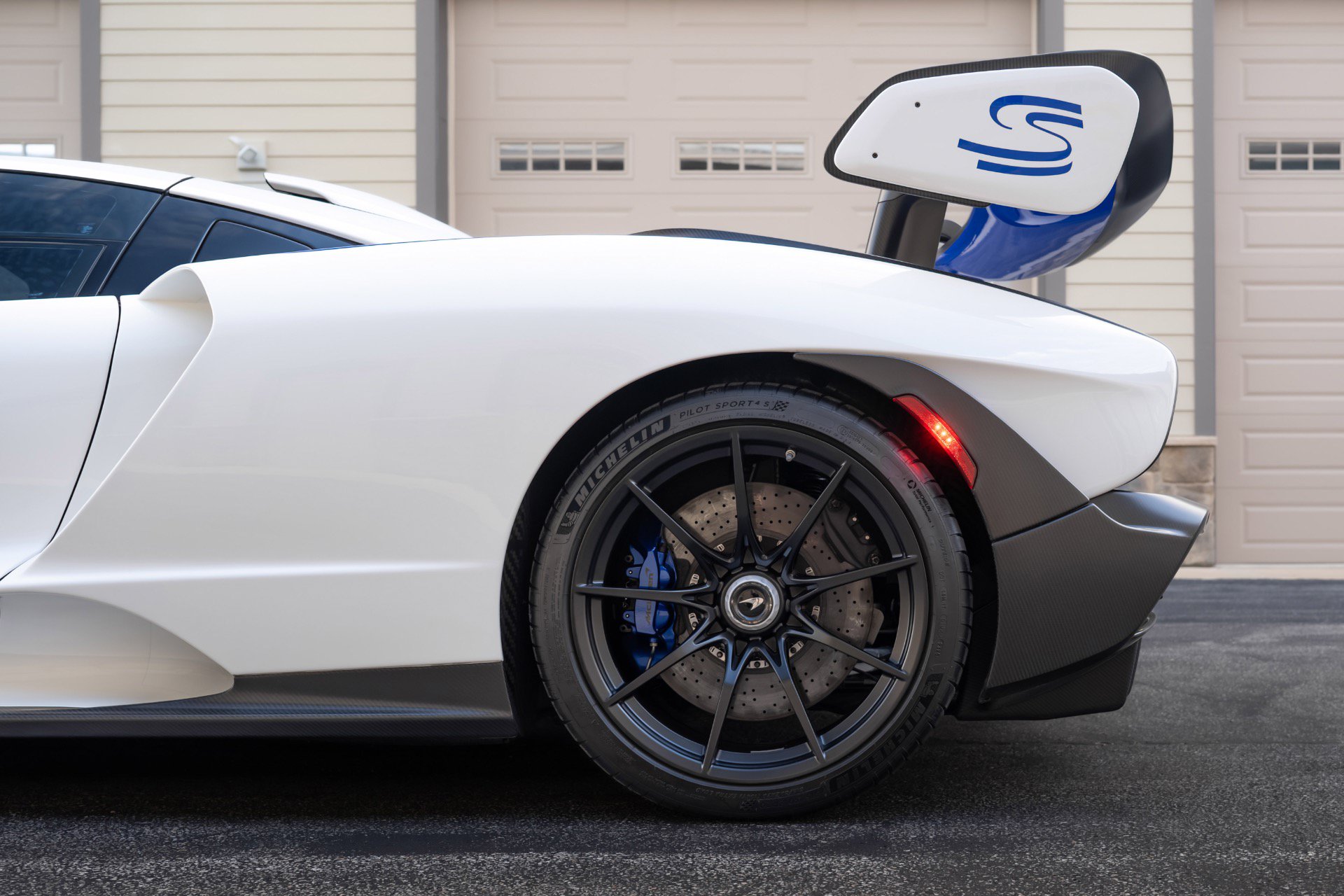 Used 2019 McLaren Senna photo 64