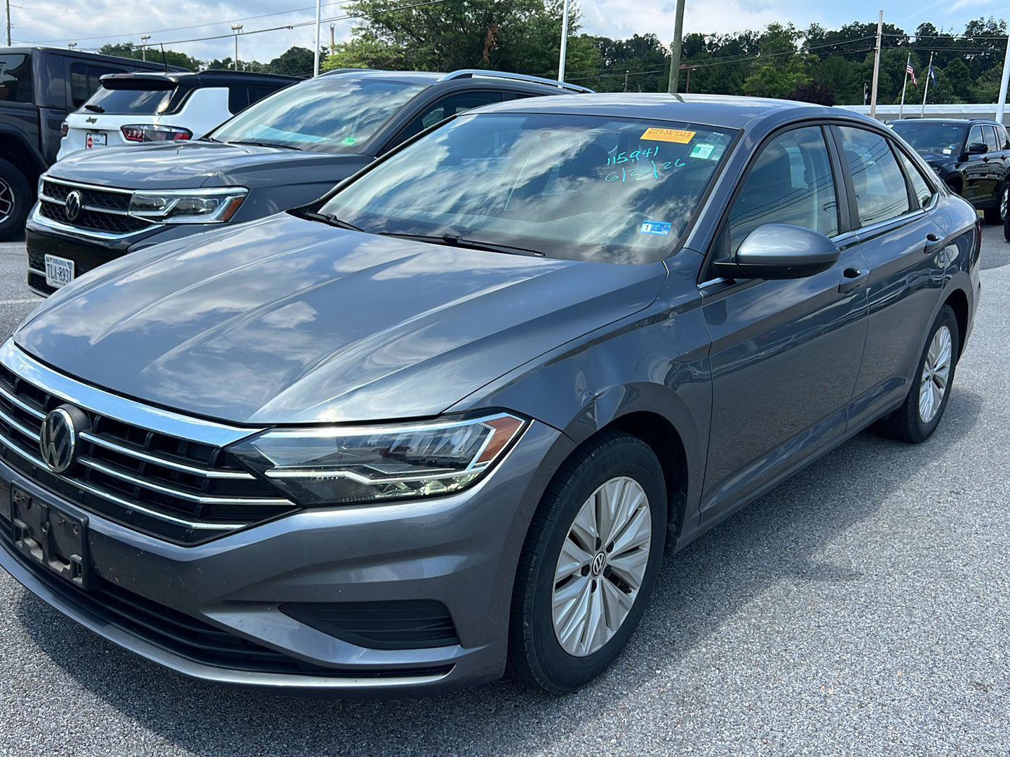 Used 2019 Volkswagen Jetta SE