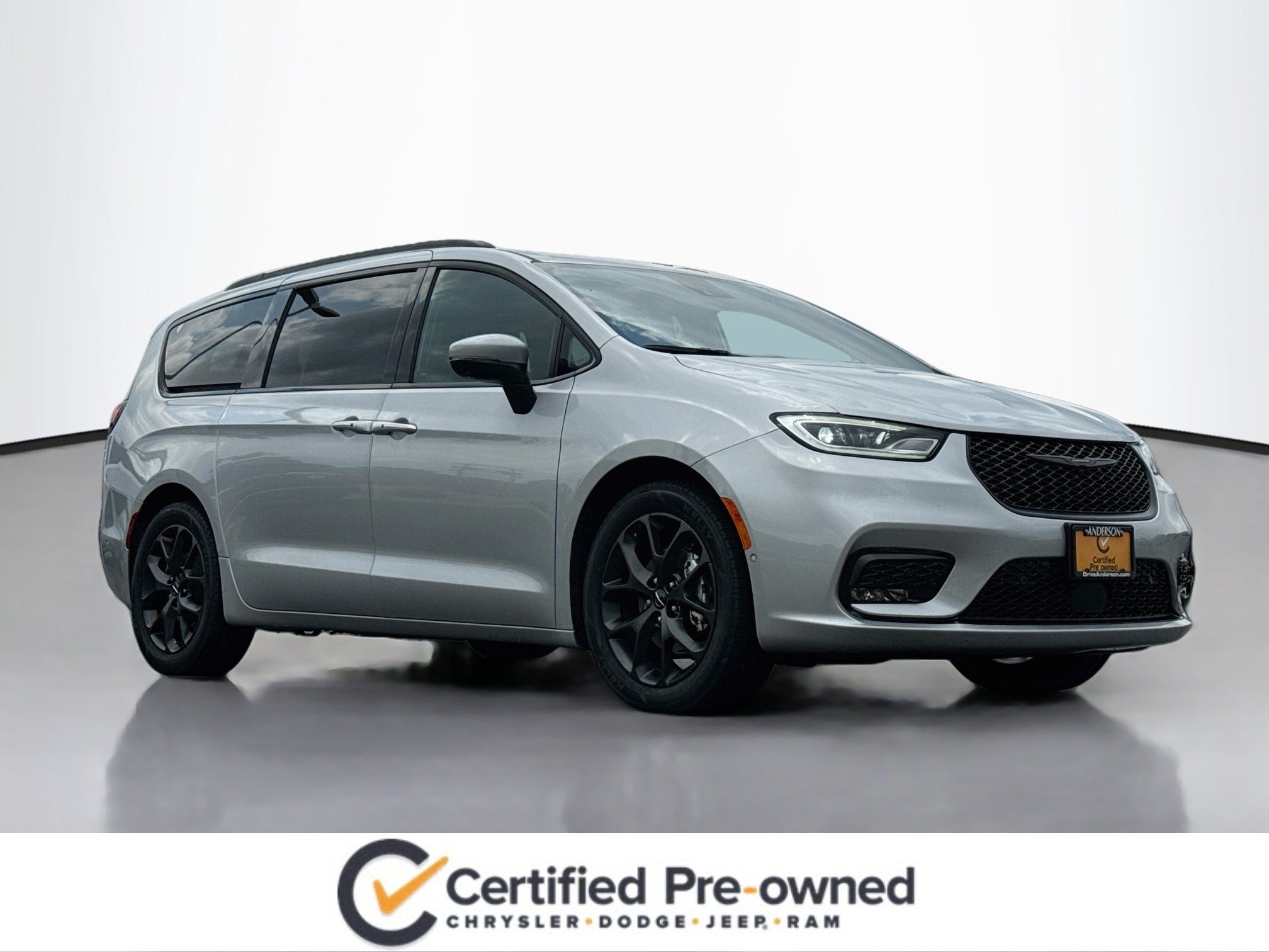 Used 2023 Chrysler Pacifica Touring-L w/ S Appearance Package