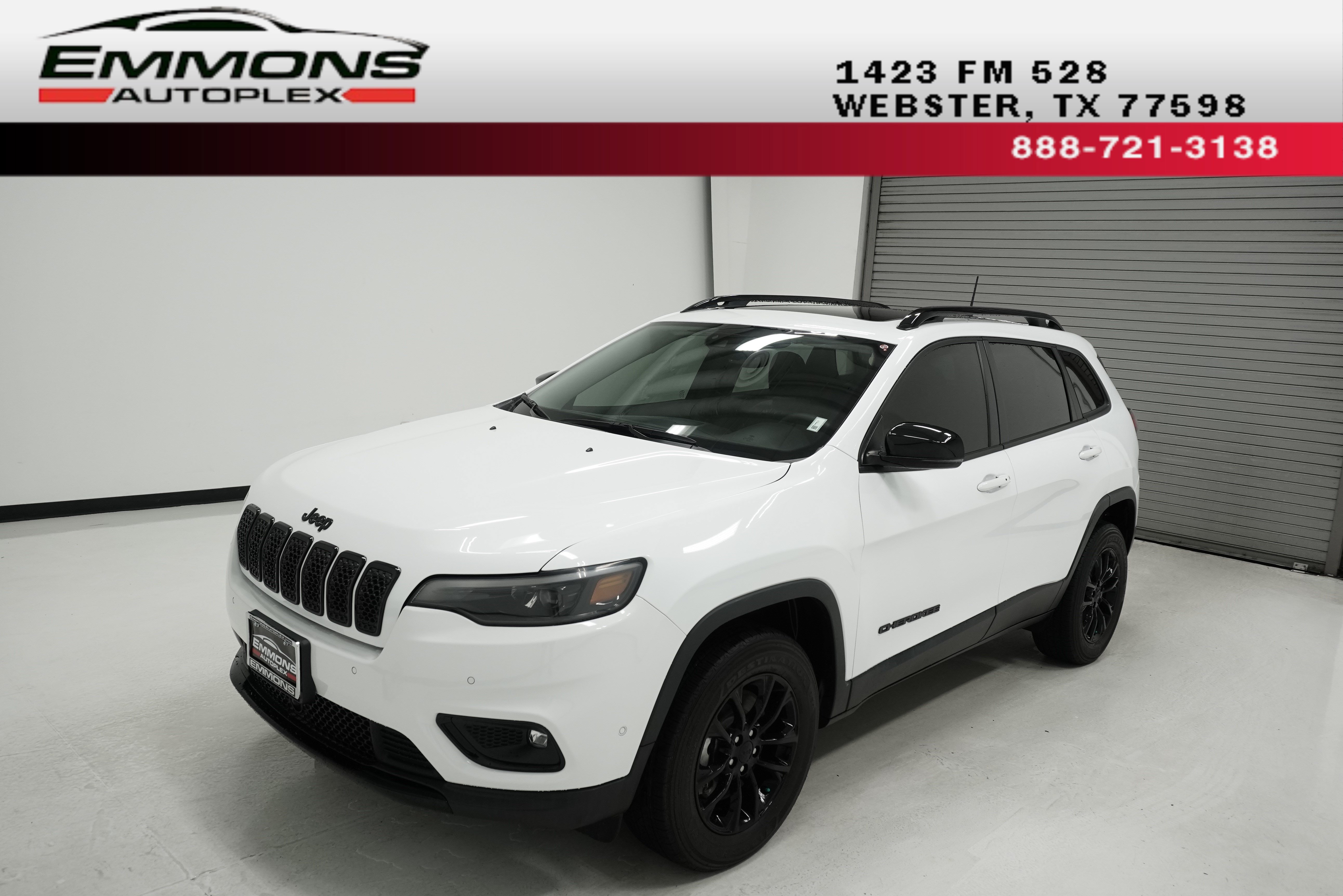 Used 2023 Jeep Cherokee Altitude Lux w/ Lux Elite Package