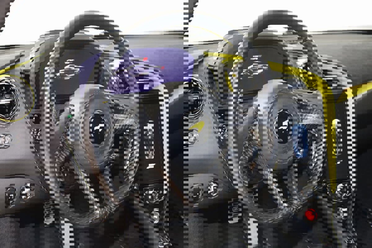 Used 2022 McLaren 720S Performance photo 7