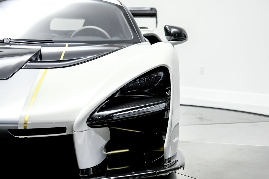 Used 2019 McLaren Senna photo 44