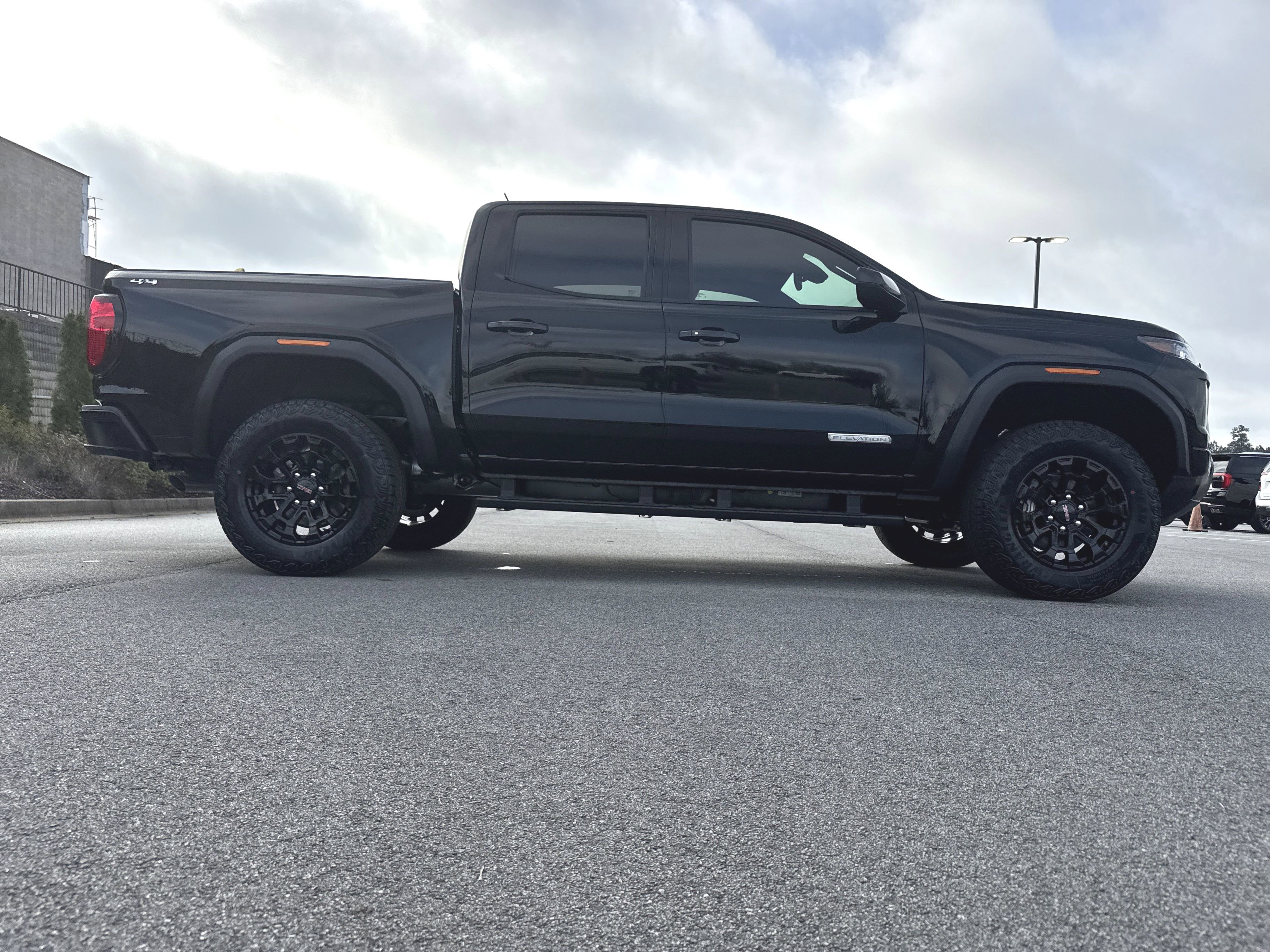 2026 GMC Canyon Elevation