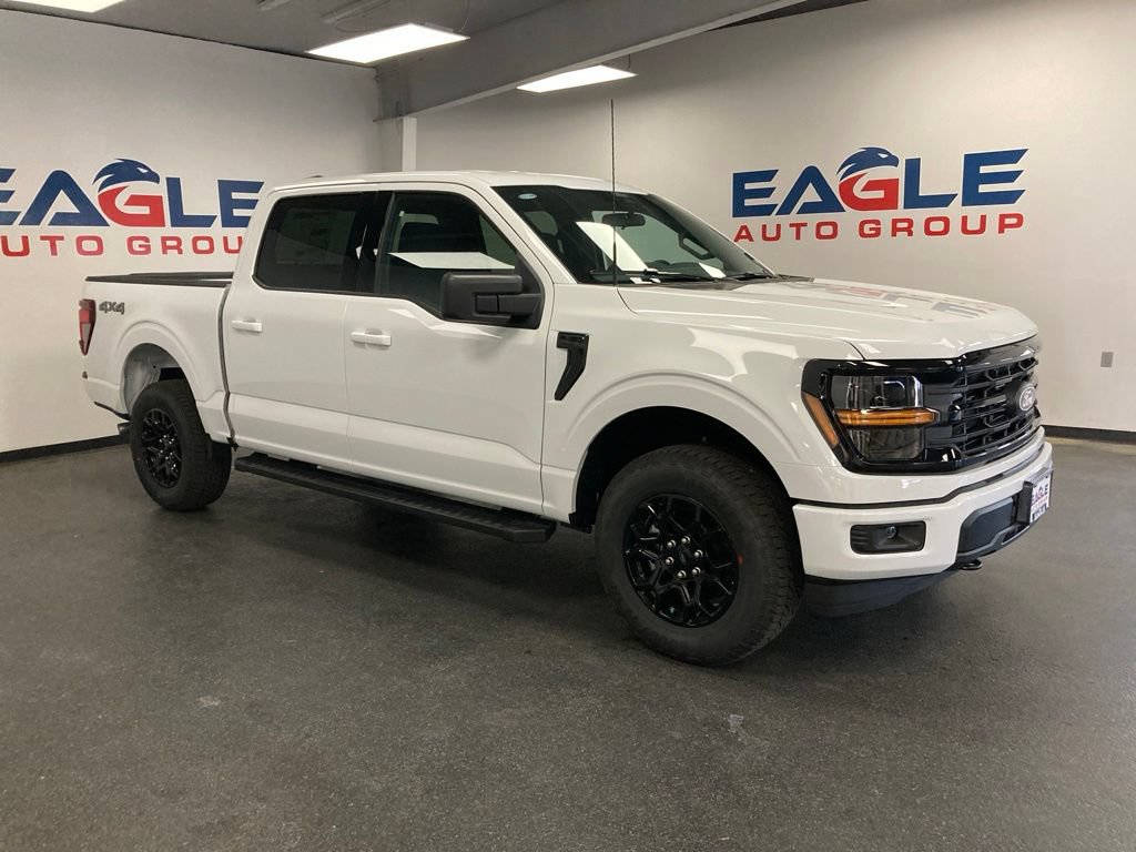 New 2026 Ford F150 XLT w/ XLT Black Appearance Package