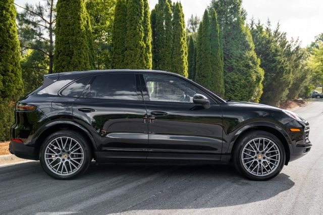 2022 Porsche Cayenne Platinum Edition