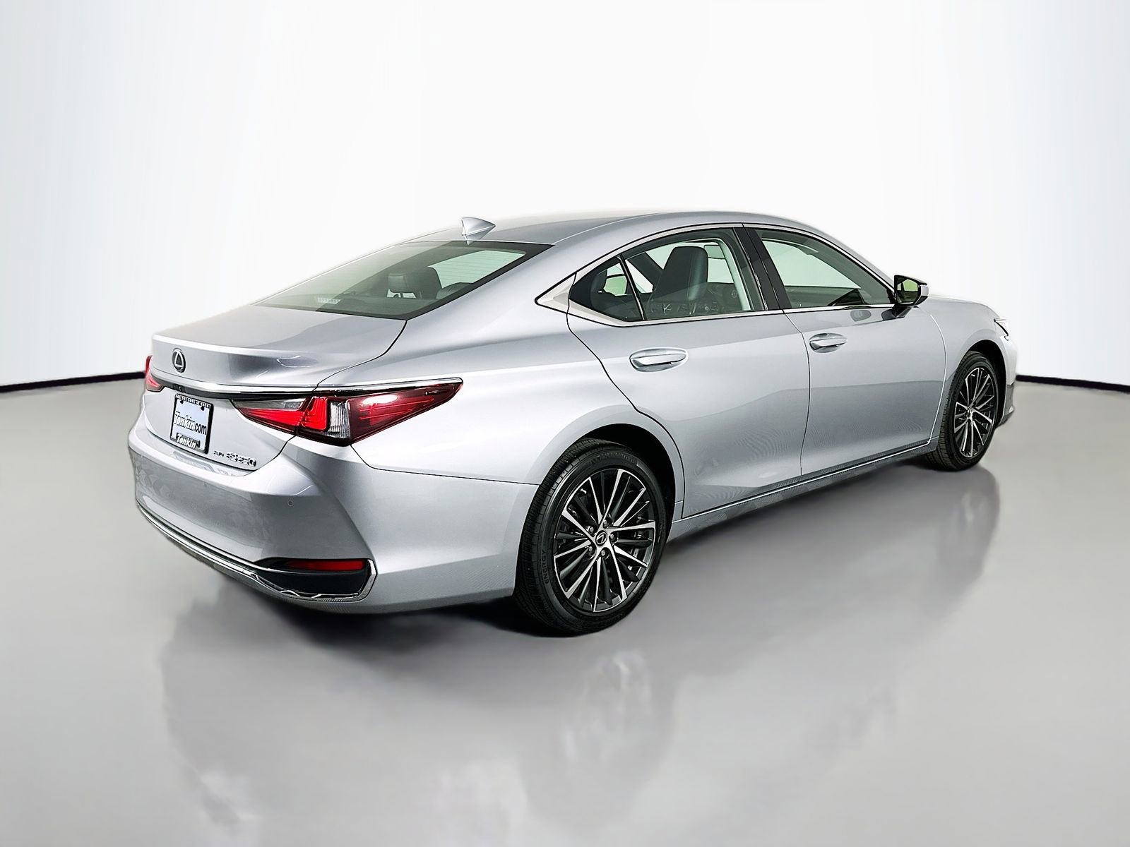 2024 Lexus ES 250