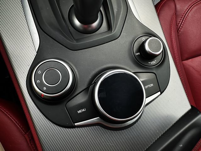 2019 Alfa Romeo Stelvio Ti