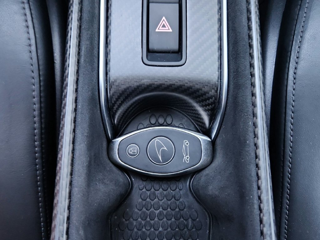 Used 2019 McLaren 600LT photo 32