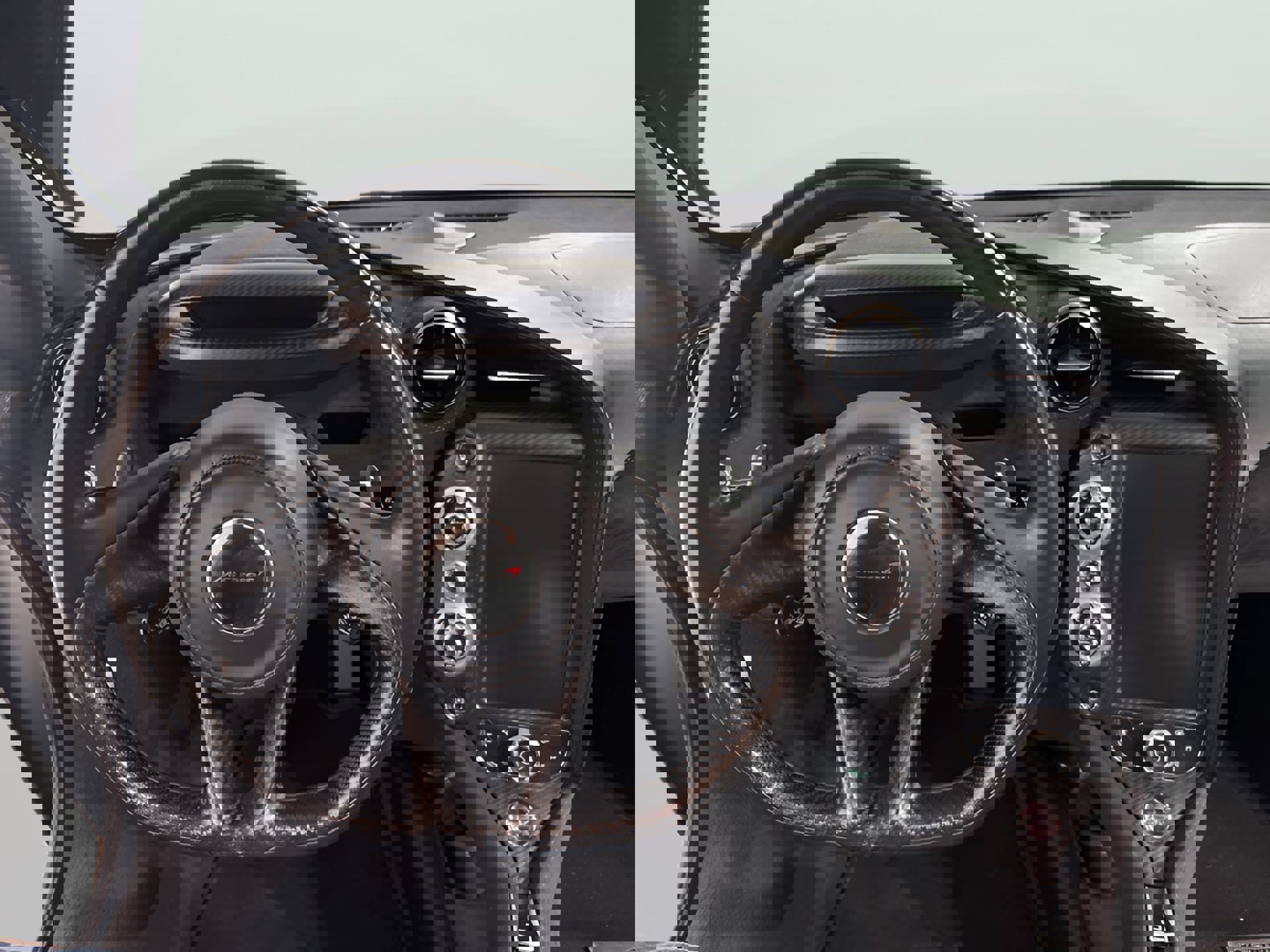 Used 2018 McLaren 720S photo 27