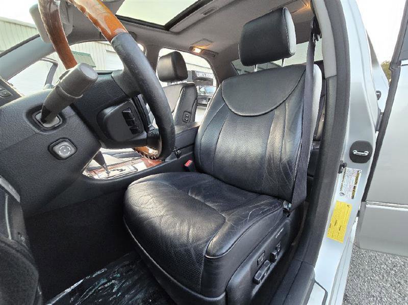 2004 Lexus LS 430