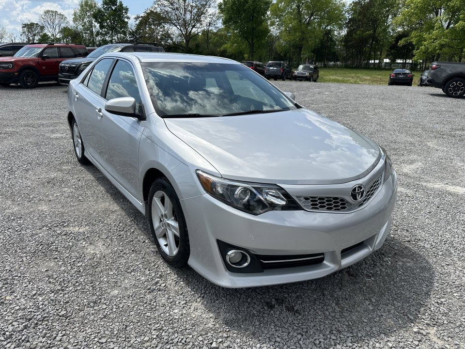 2014 Toyota Camry SE