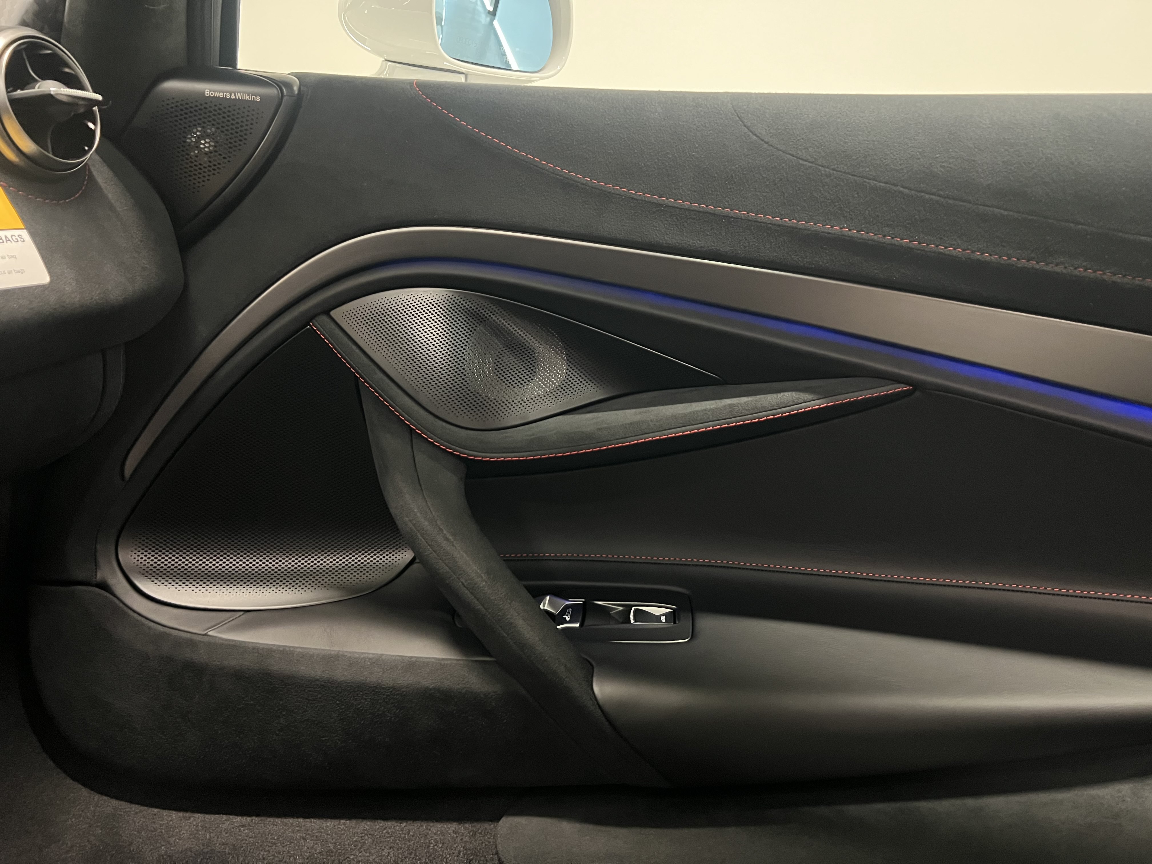 New 2027 McLaren 750S photo 26
