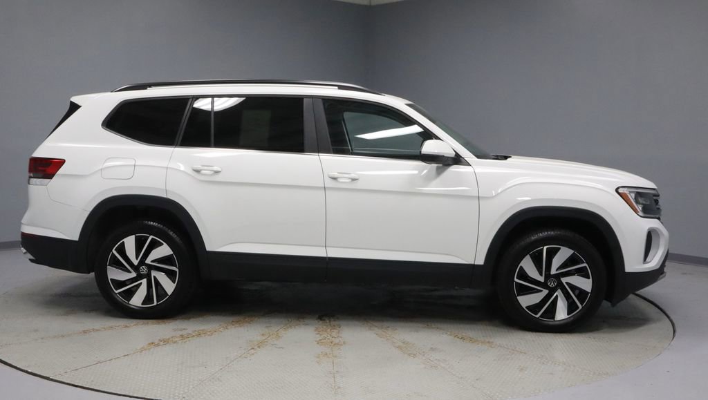 2025 Volkswagen Atlas SE