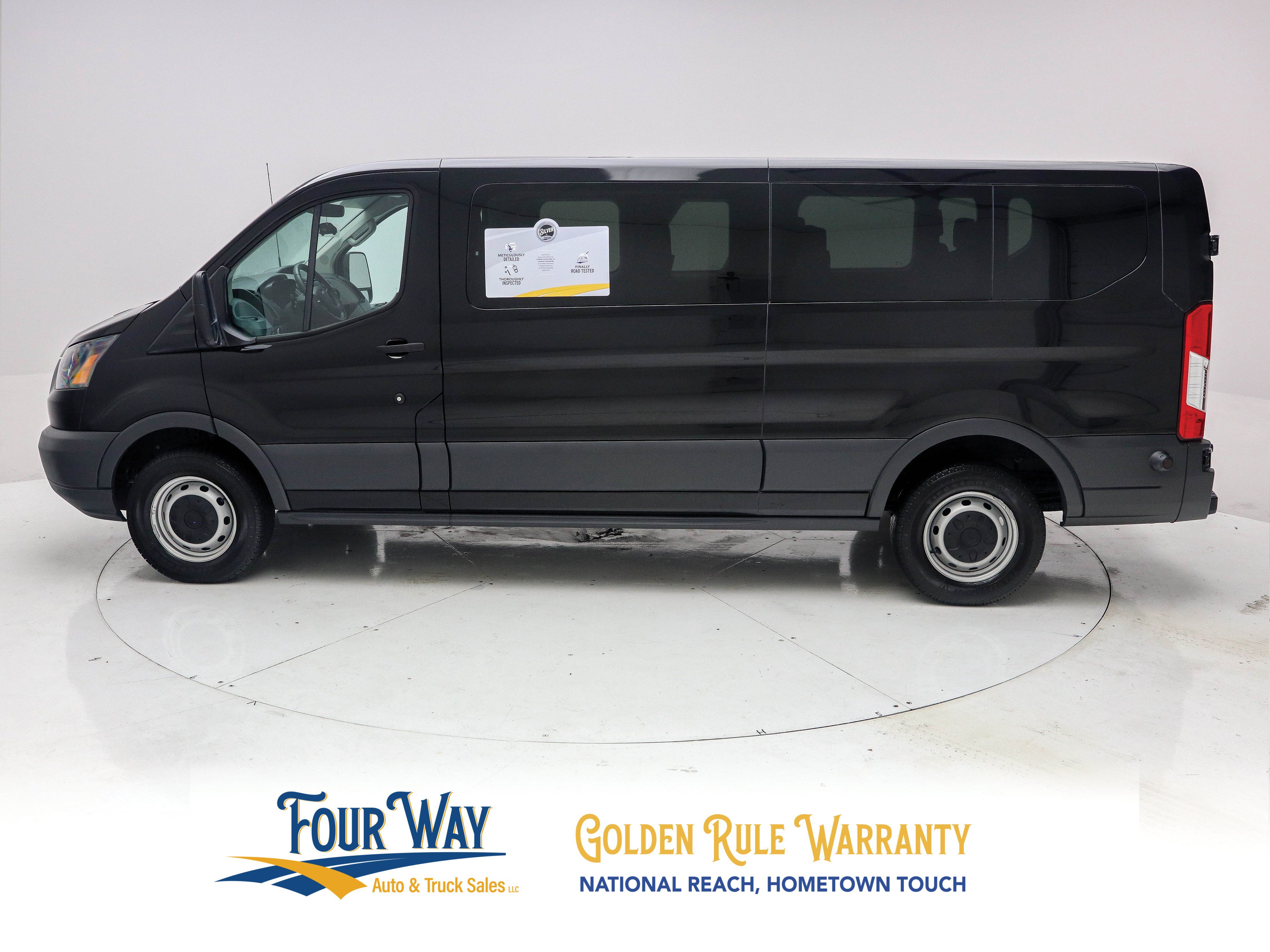 2018 Ford Transit Wagon XL - Photo 7