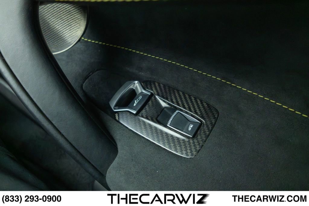 Used 2018 McLaren 720S Performance photo 68