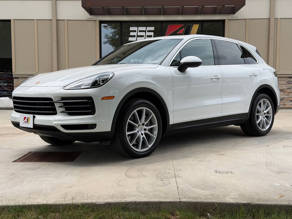 2023 Porsche Cayenne Base
