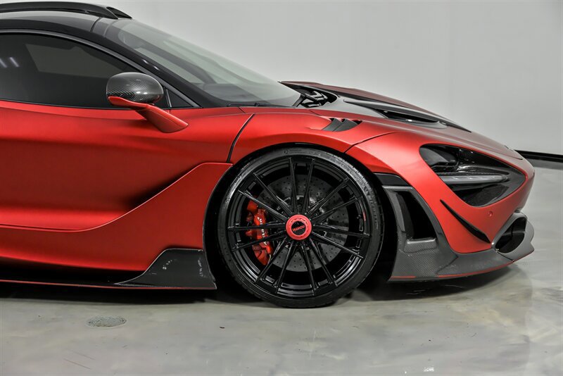 Used 2018 McLaren 720S photo 19