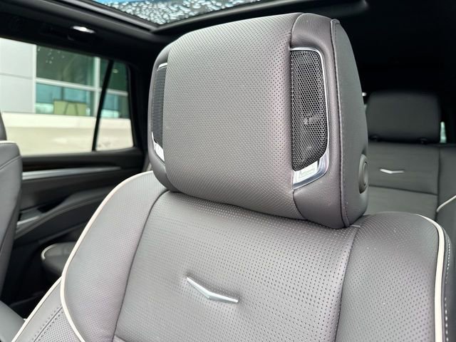 2025 Cadillac Escalade Premium Luxury