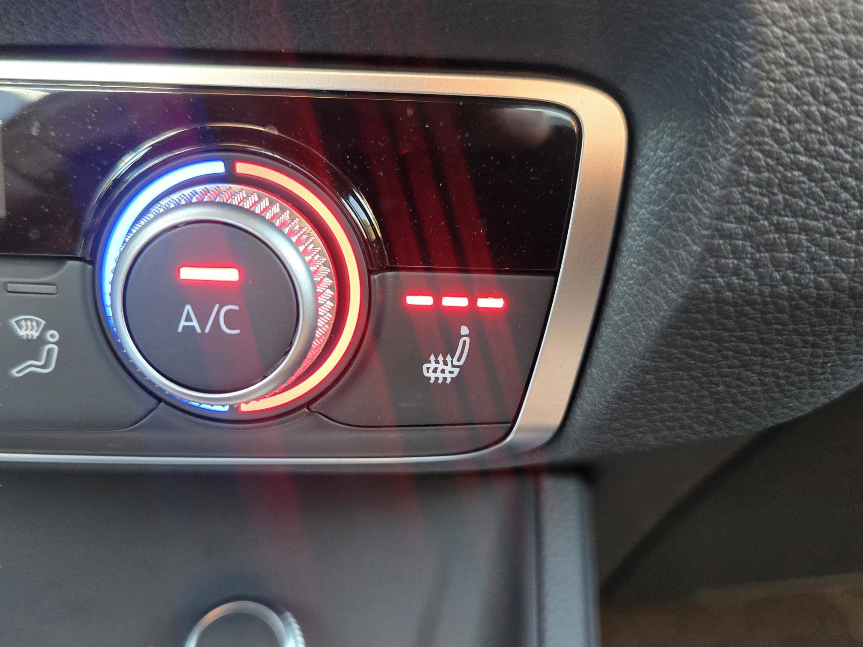 2025 Audi Q3 2.0T Premium