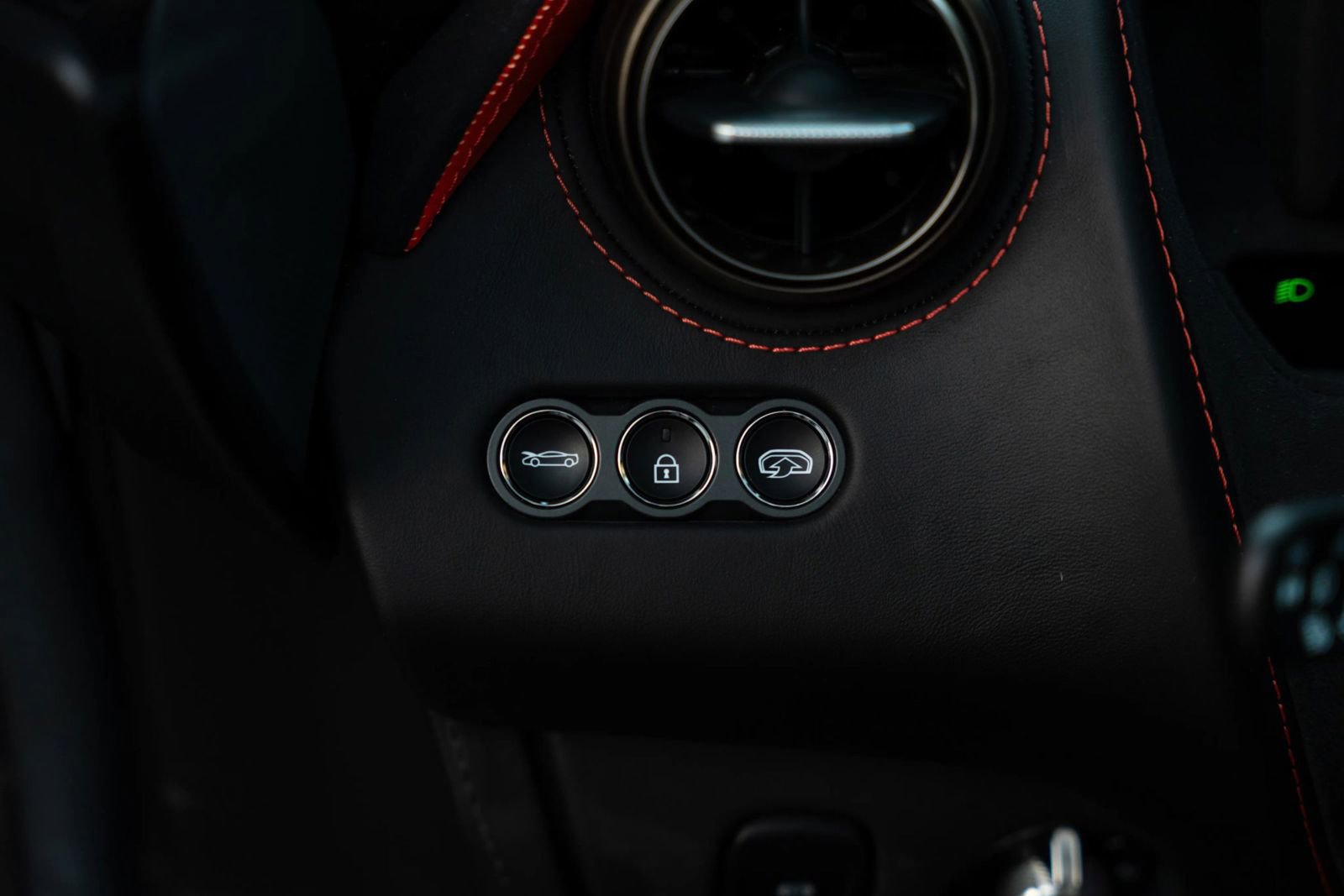 Used 2021 McLaren 720S Spider photo 35