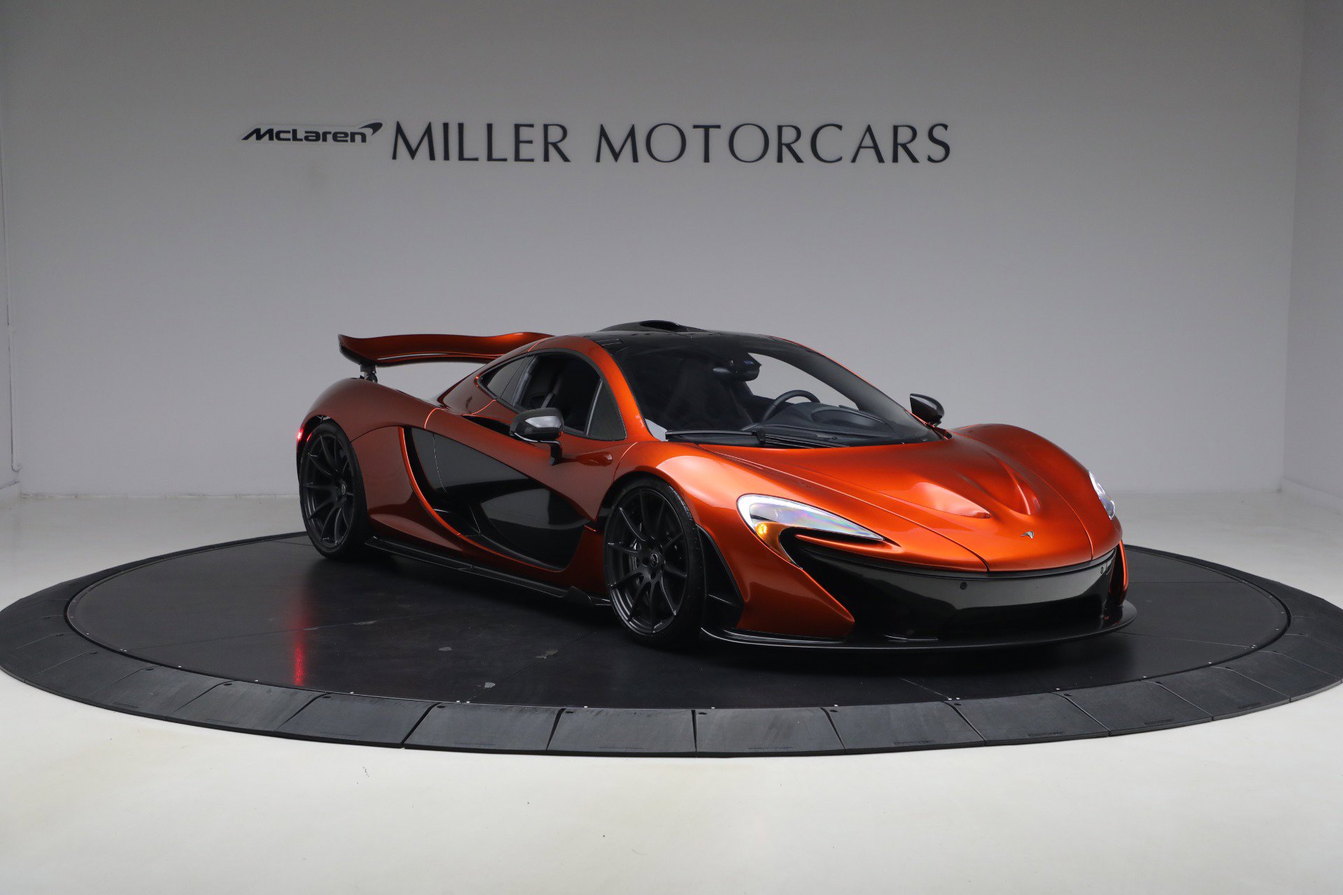 Used 2015 McLaren P1 photo 11