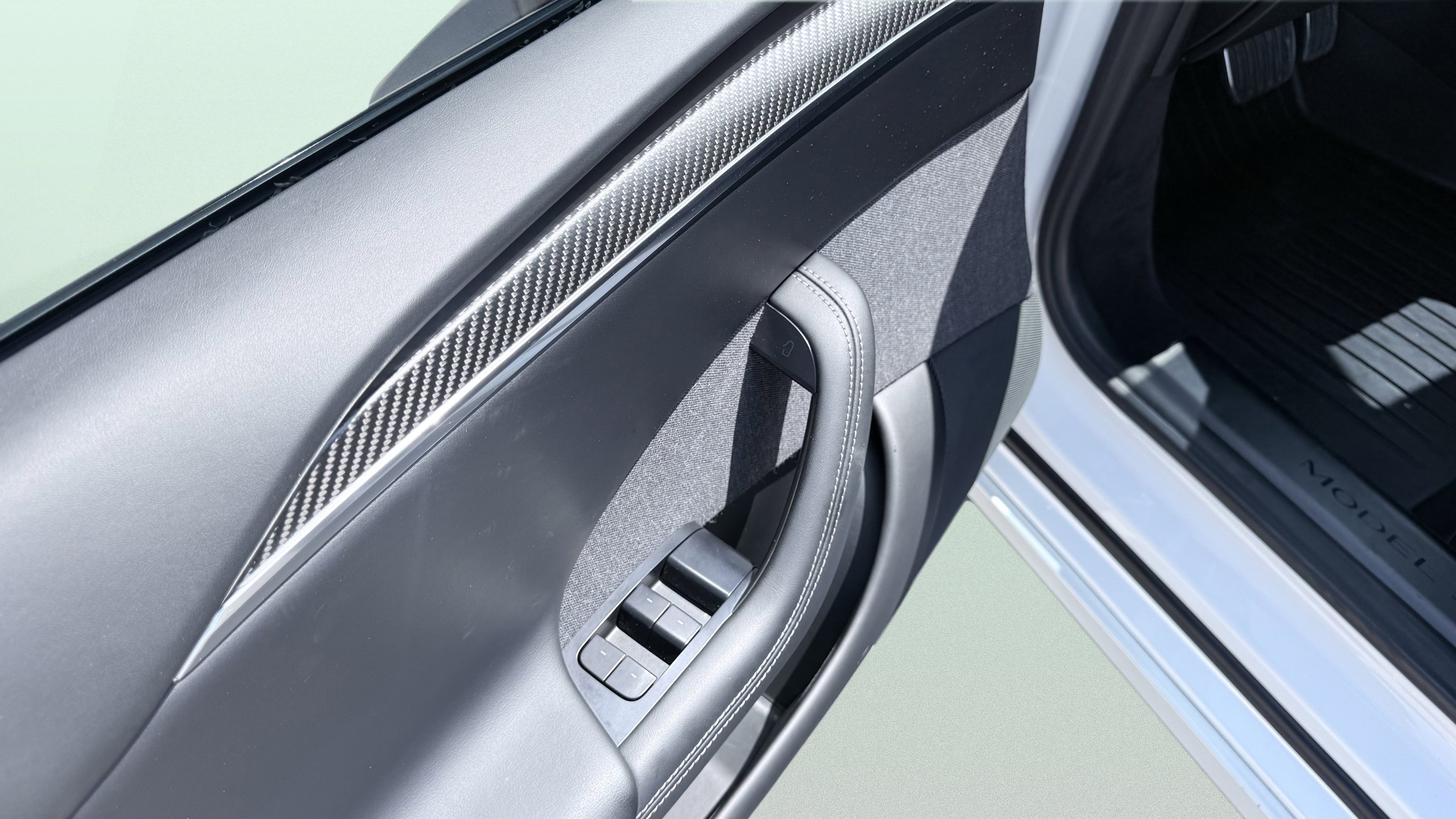 2022 Tesla Model S Plaid