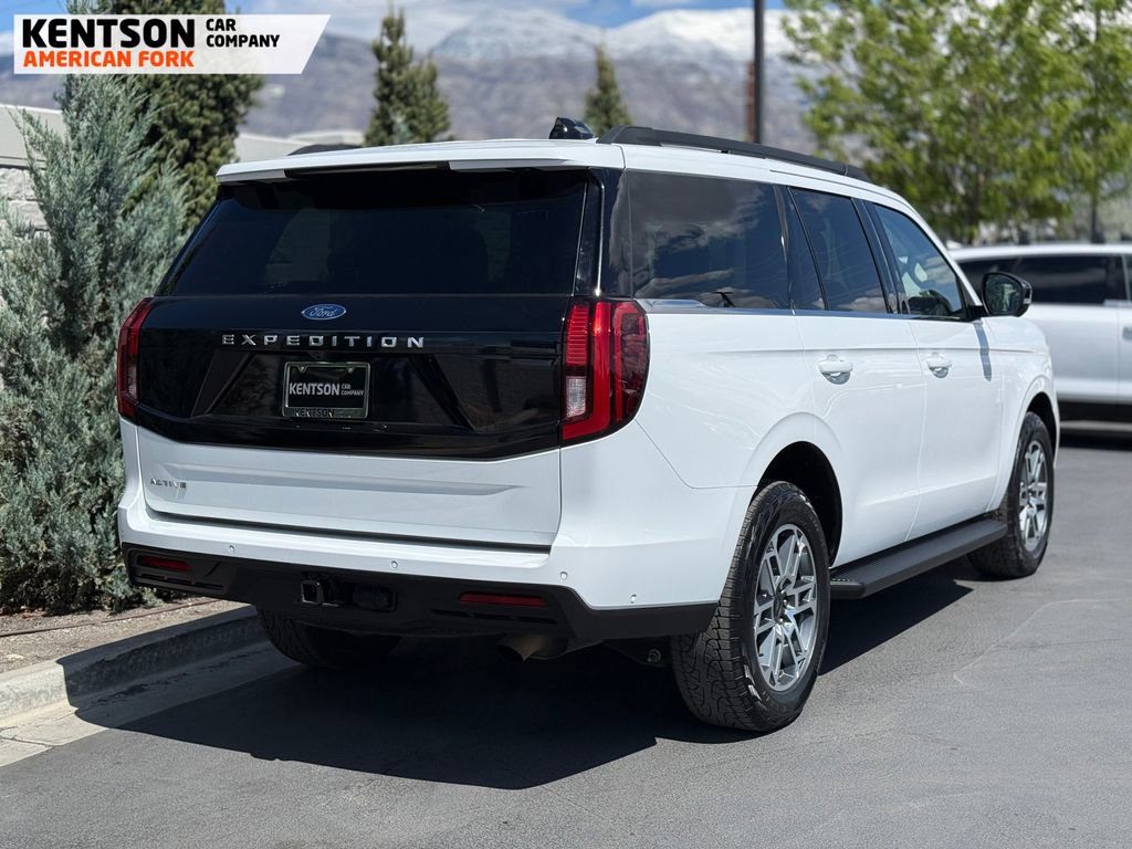 2025 Ford Expedition Active