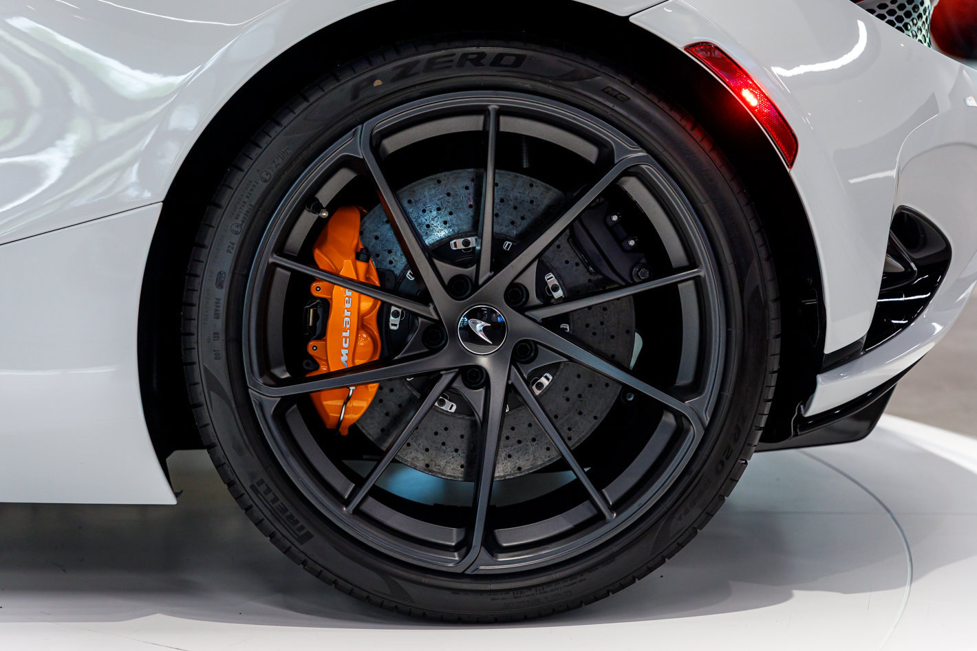 Used 2027 McLaren 750S photo 48