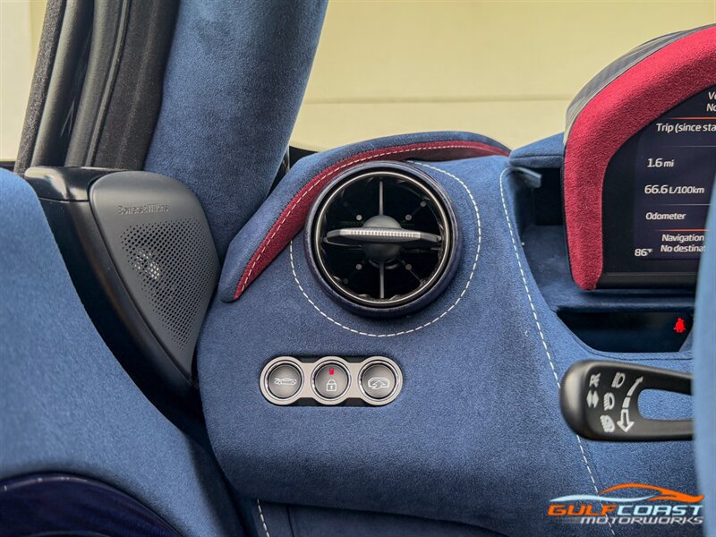 Used 2021 McLaren 765LT photo 23