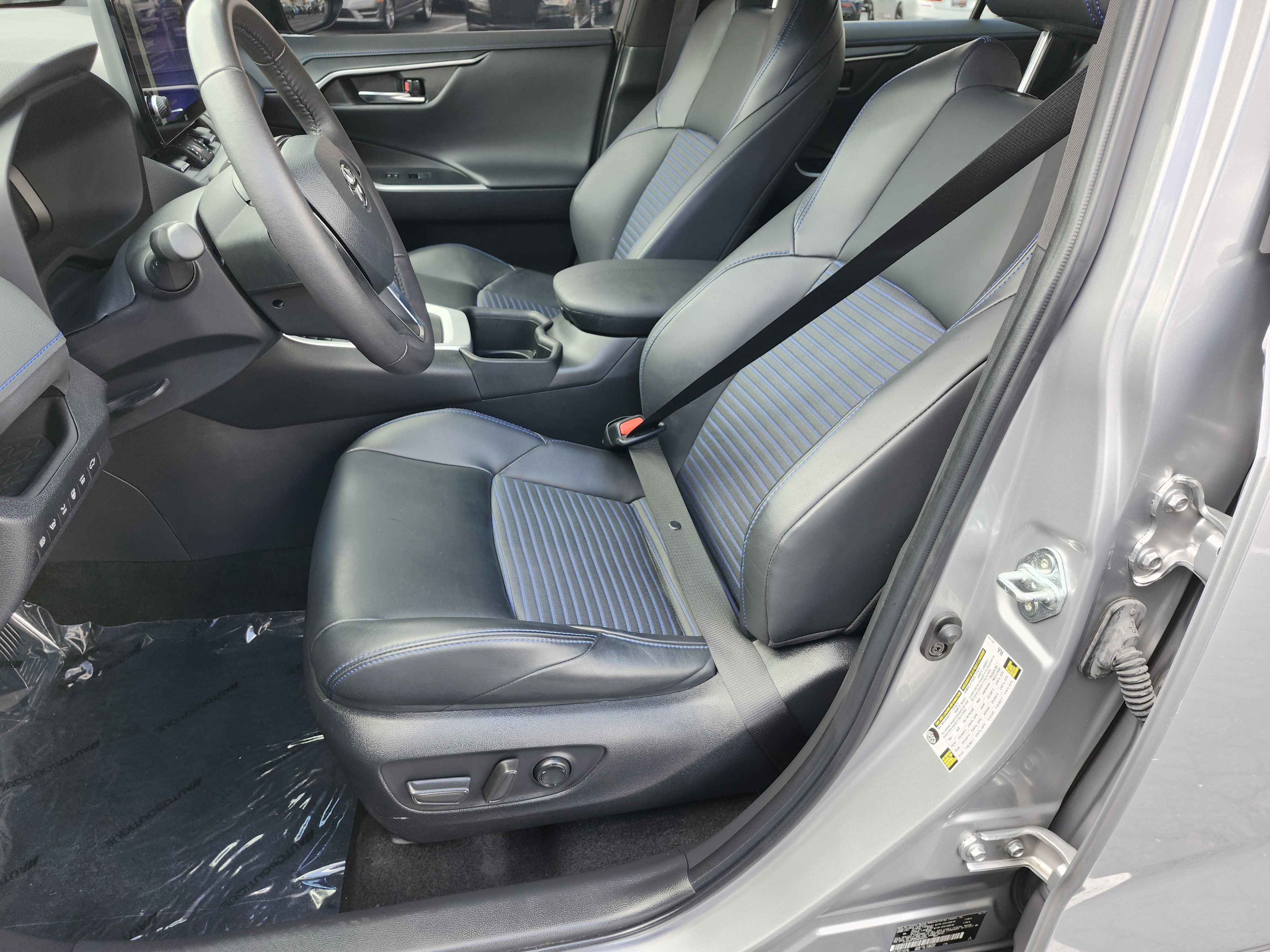 2024 Toyota Rav4 XSE