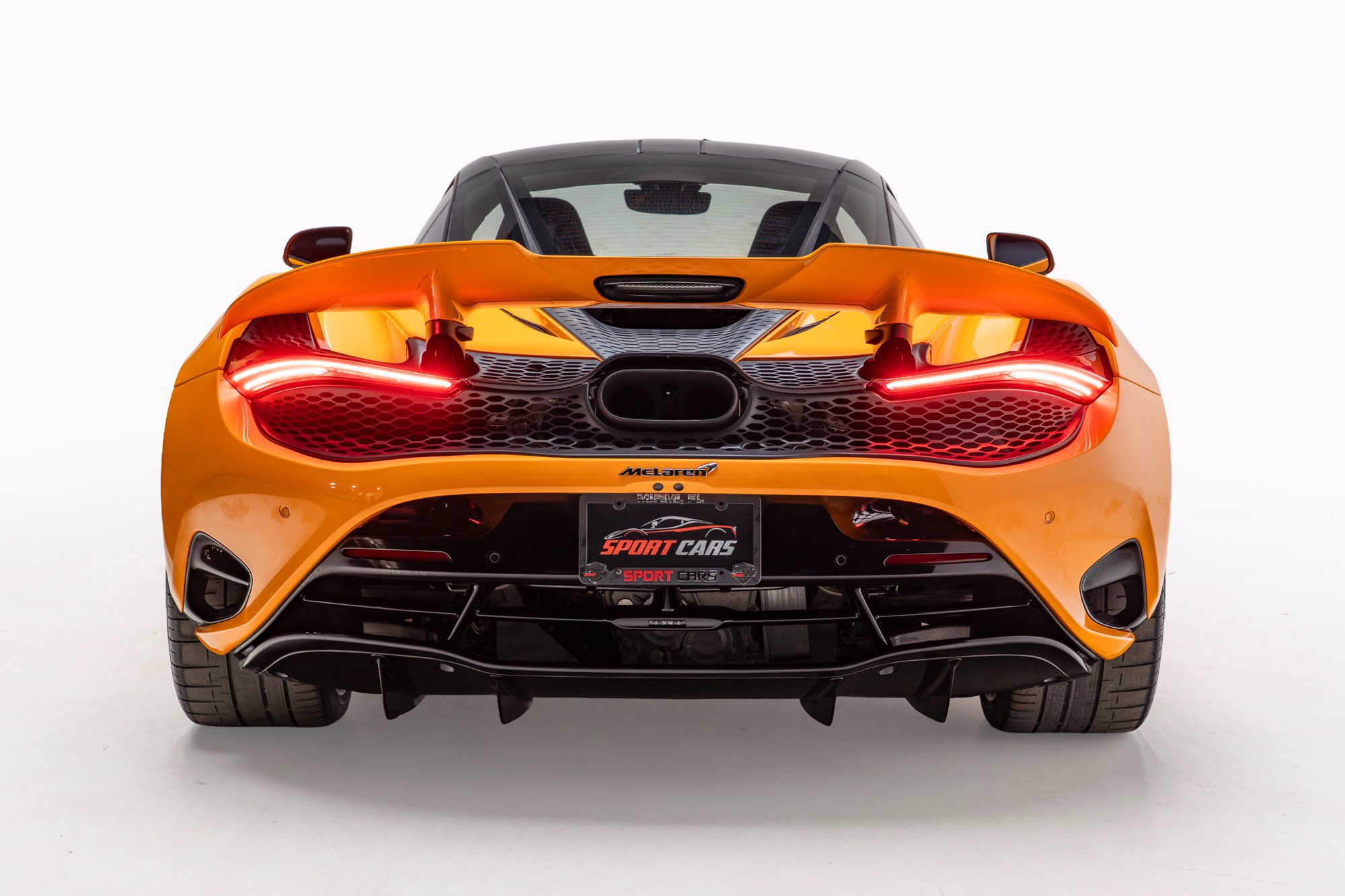 Used 2024 McLaren 750S photo 12