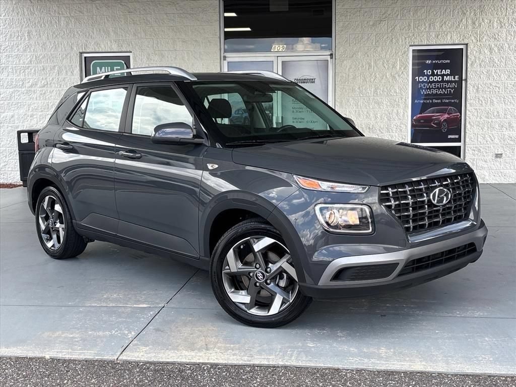 Used 2024 Hyundai Venue SEL