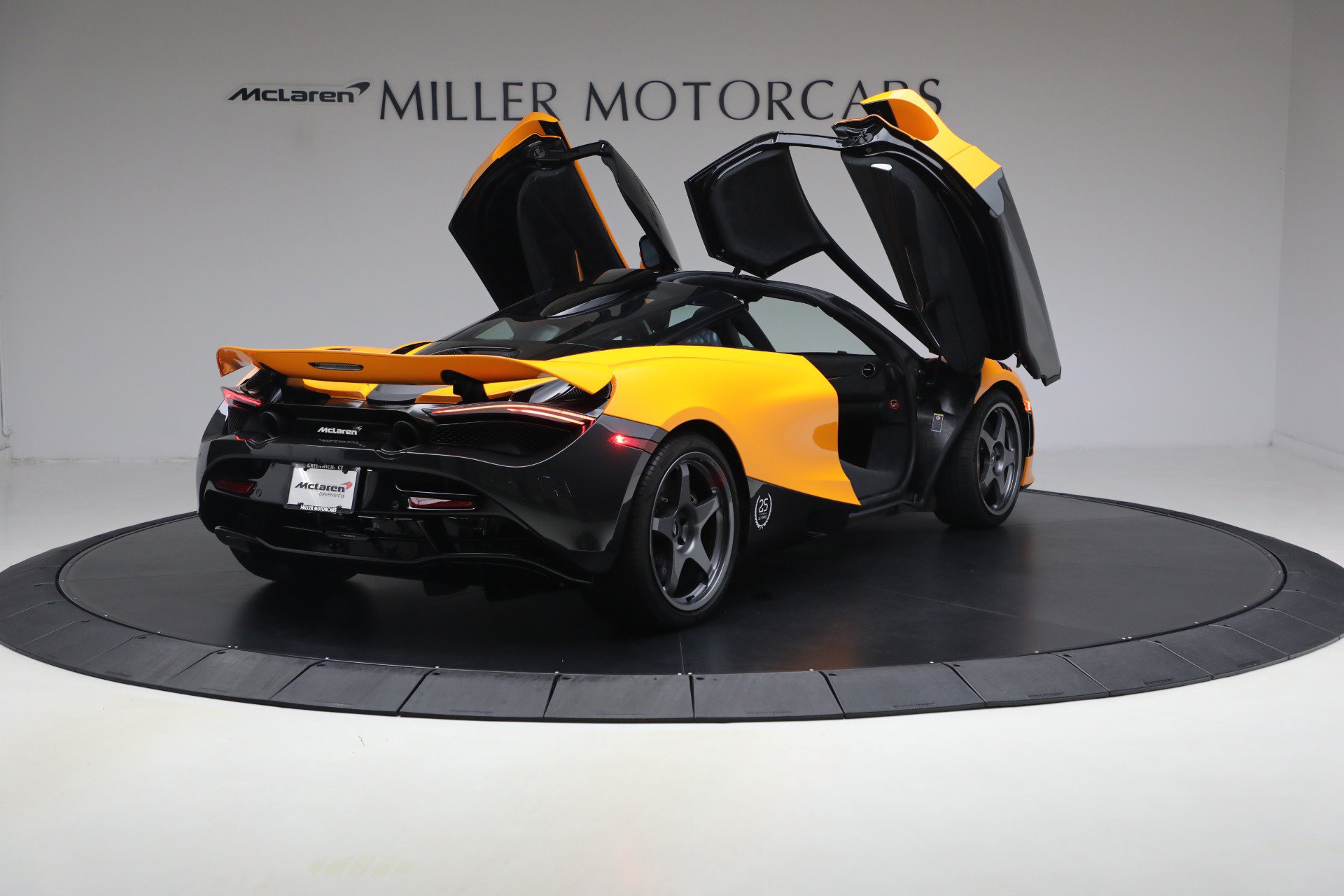 Used 2021 McLaren 720S photo 17