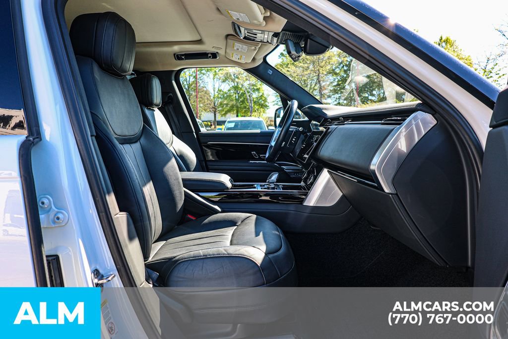 2023 Land Rover Range Rover SE