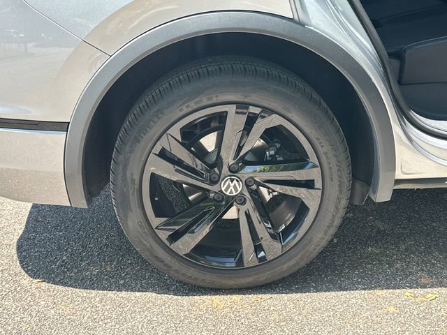 2023 Volkswagen Tiguan SE R-Line