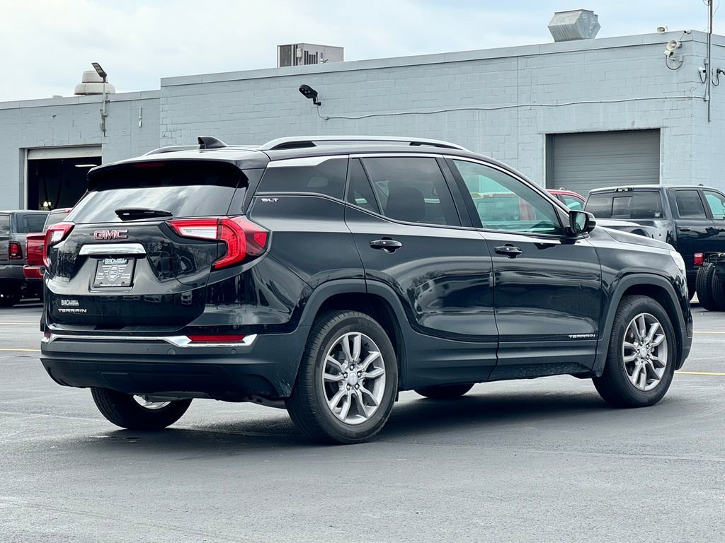 2022 GMC Terrain SLT