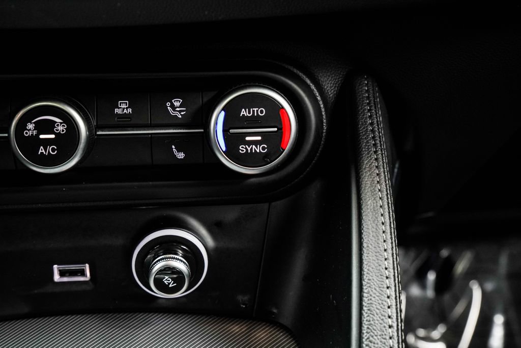 2023 Alfa Romeo Stelvio Veloce