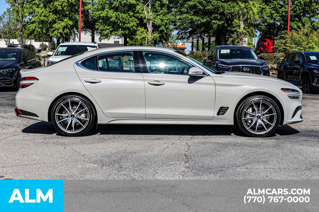 2025 Genesis G70 2.5T