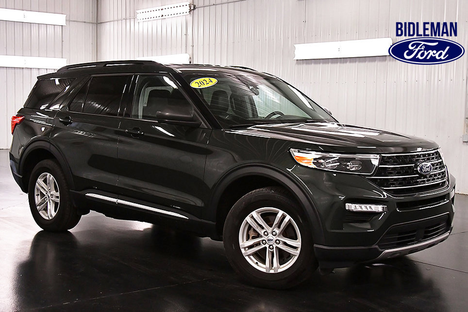 Used 2024 Ford Explorer XLT w/ Equipment Group 202A