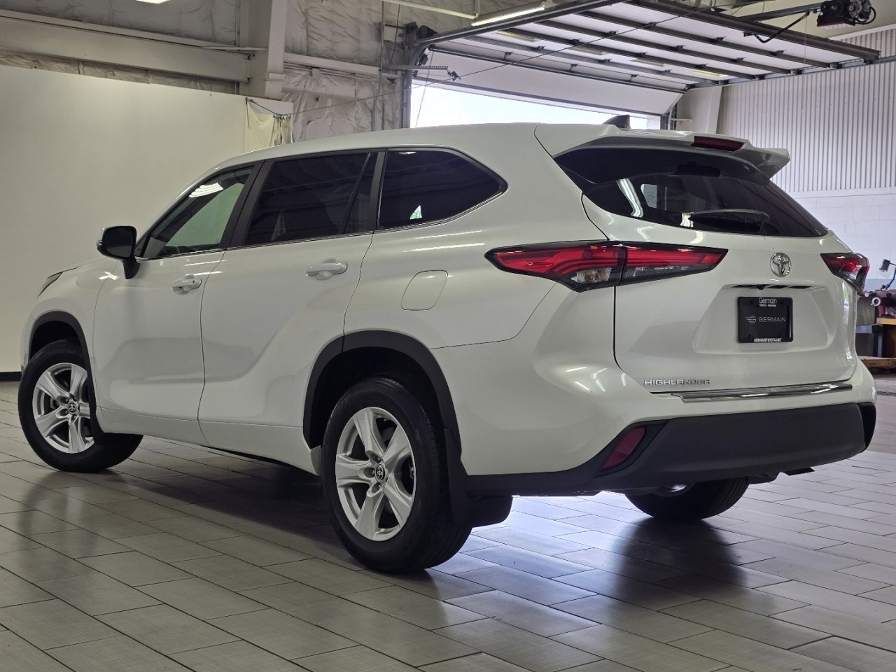 2023 Toyota Highlander L