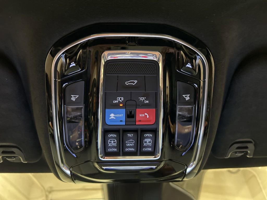 2025 Jeep Grand Wagoneer Series III