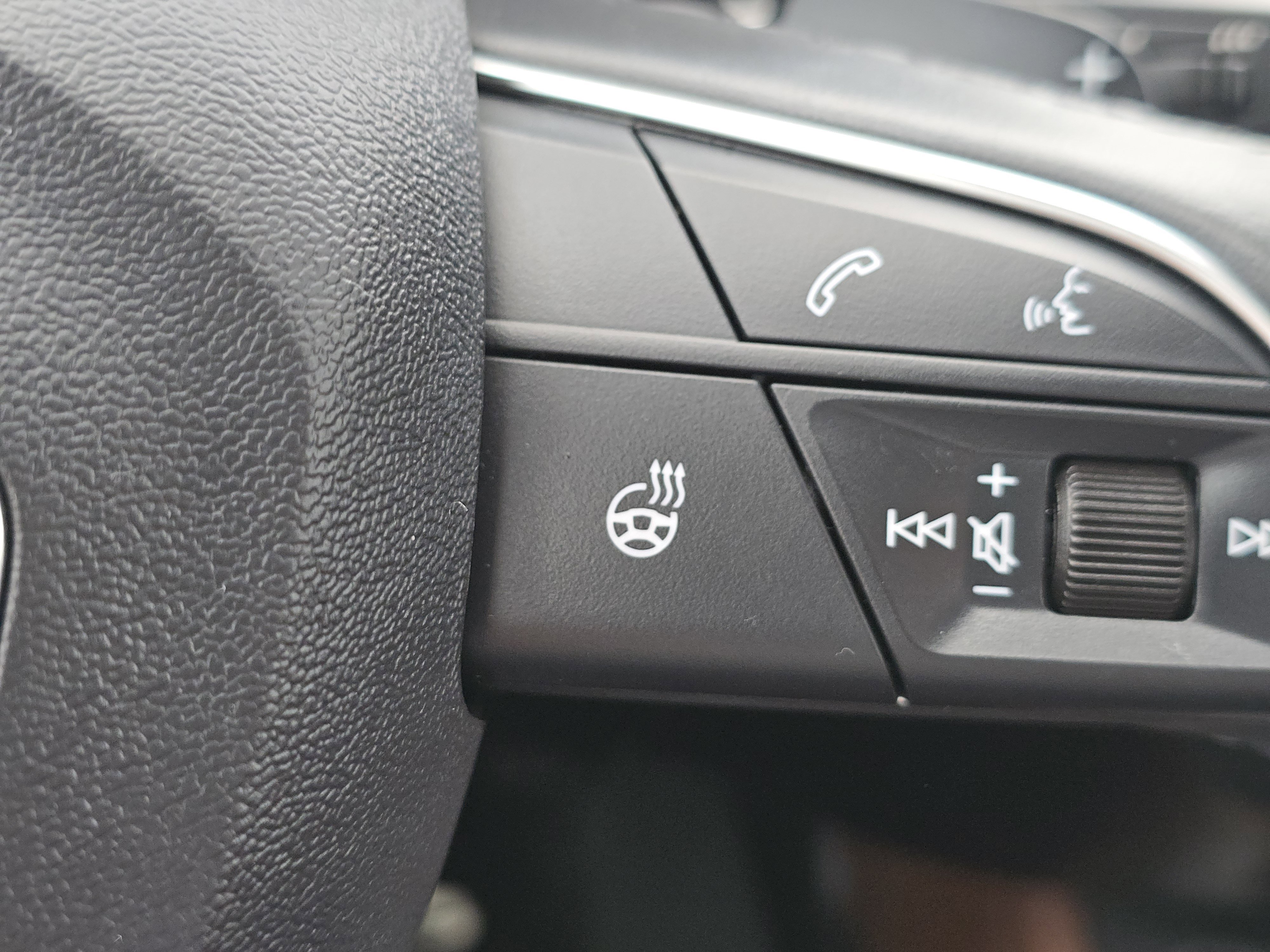 2023 Audi Q5 2.0T Premium Plus