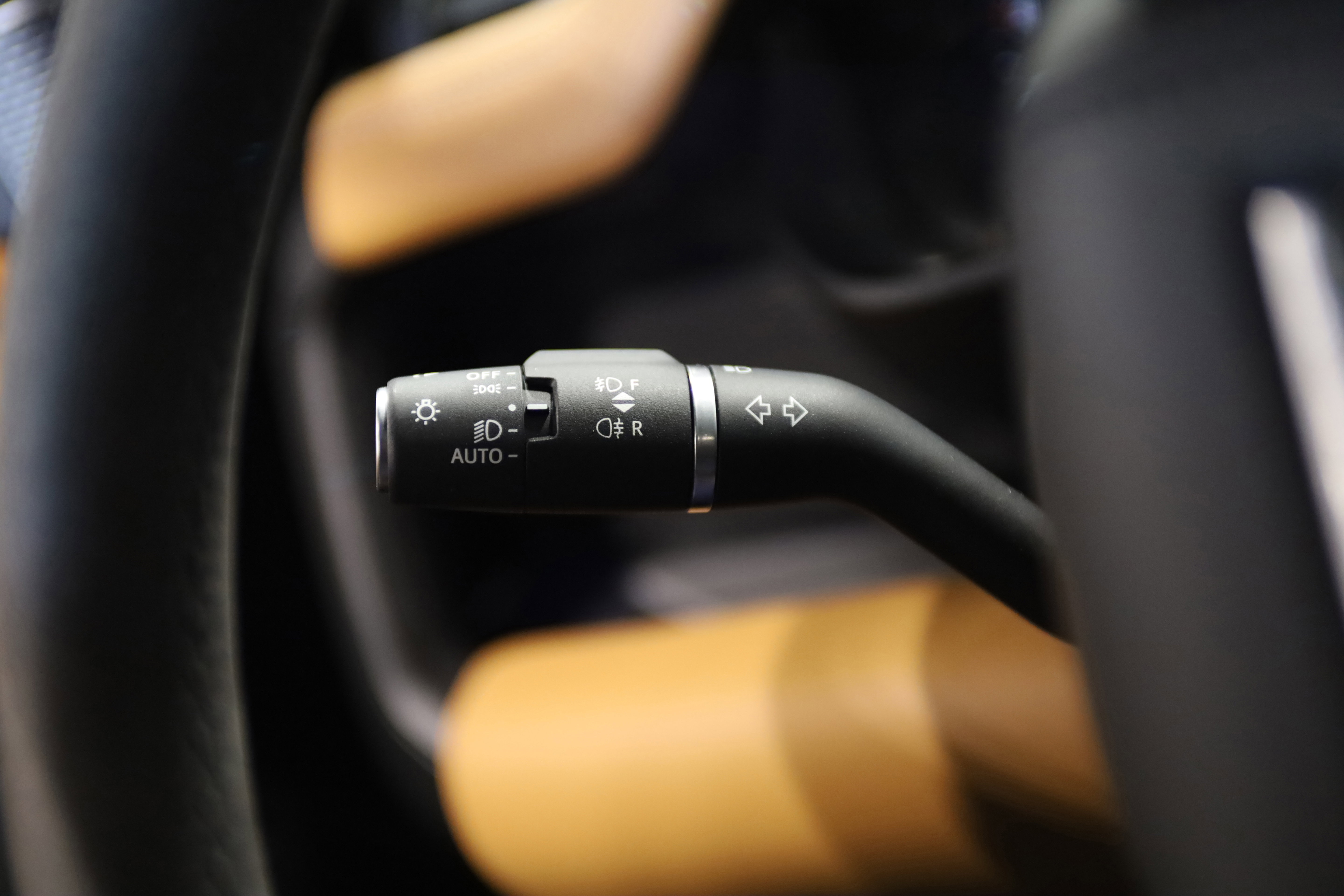 2023 Land Rover Defender 110 Carpathian Edition