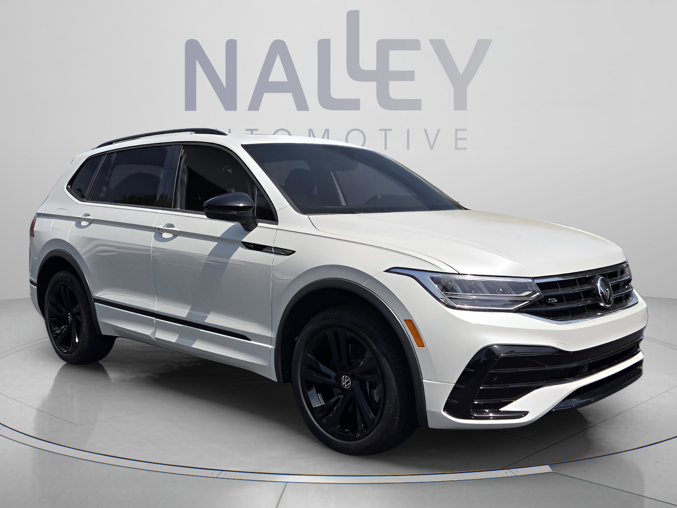 2024 Volkswagen Tiguan SE R-Line