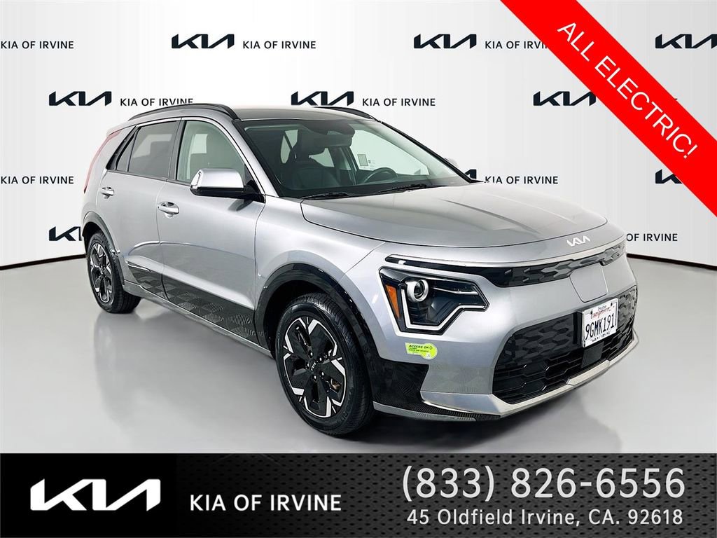 Certified 2023 Kia Niro Wind