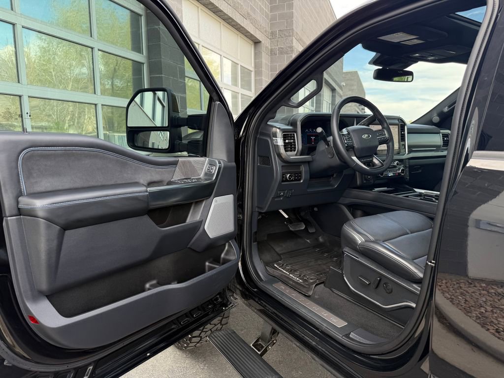 2025 Ford F350 Platinum