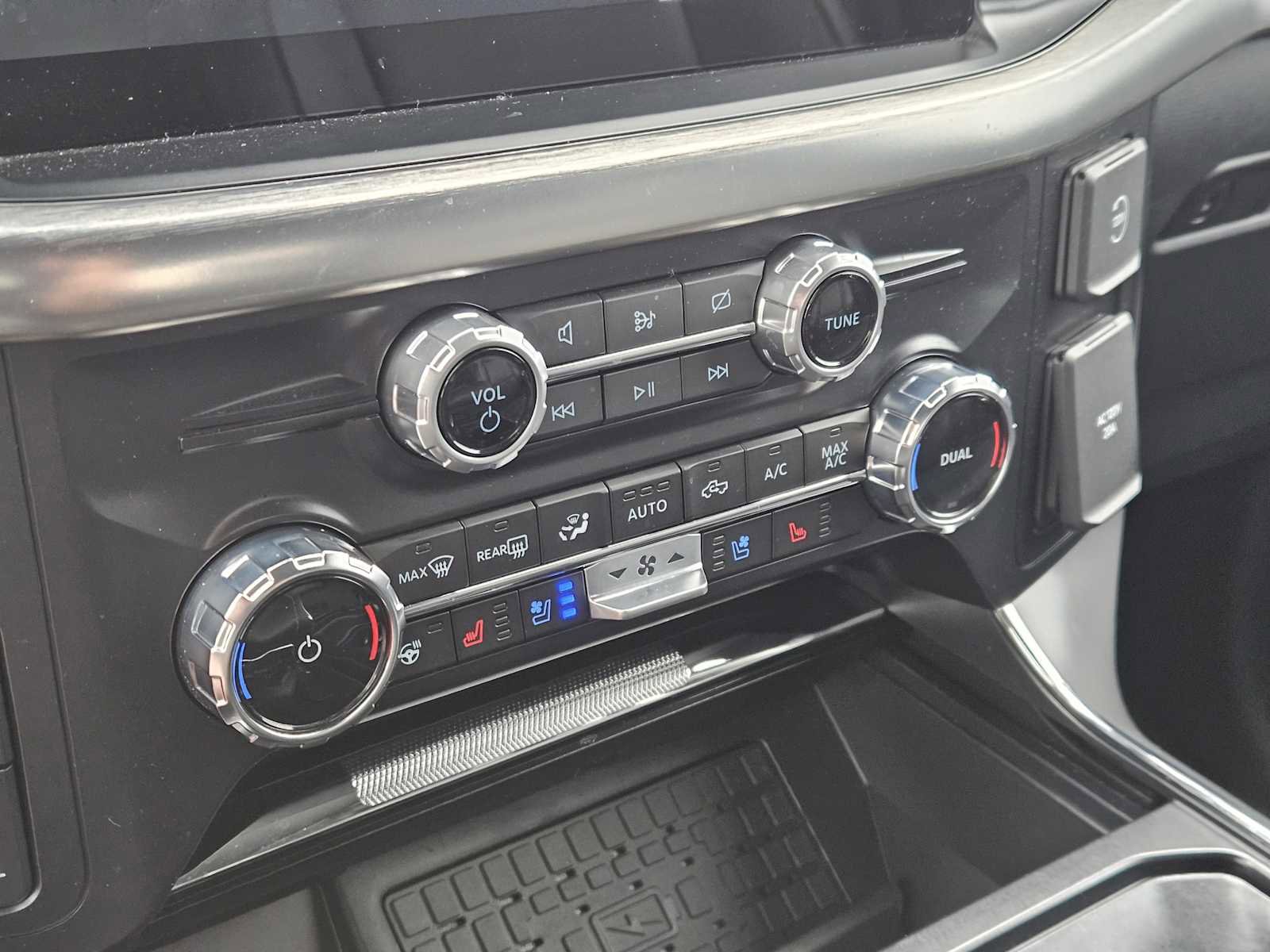 2023 Ford F150 Lariat