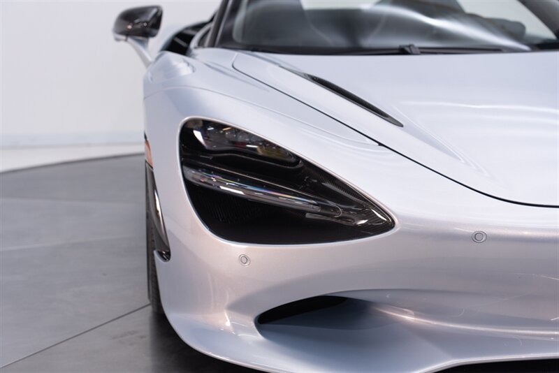 Used 2024 McLaren 750S Spider photo 20