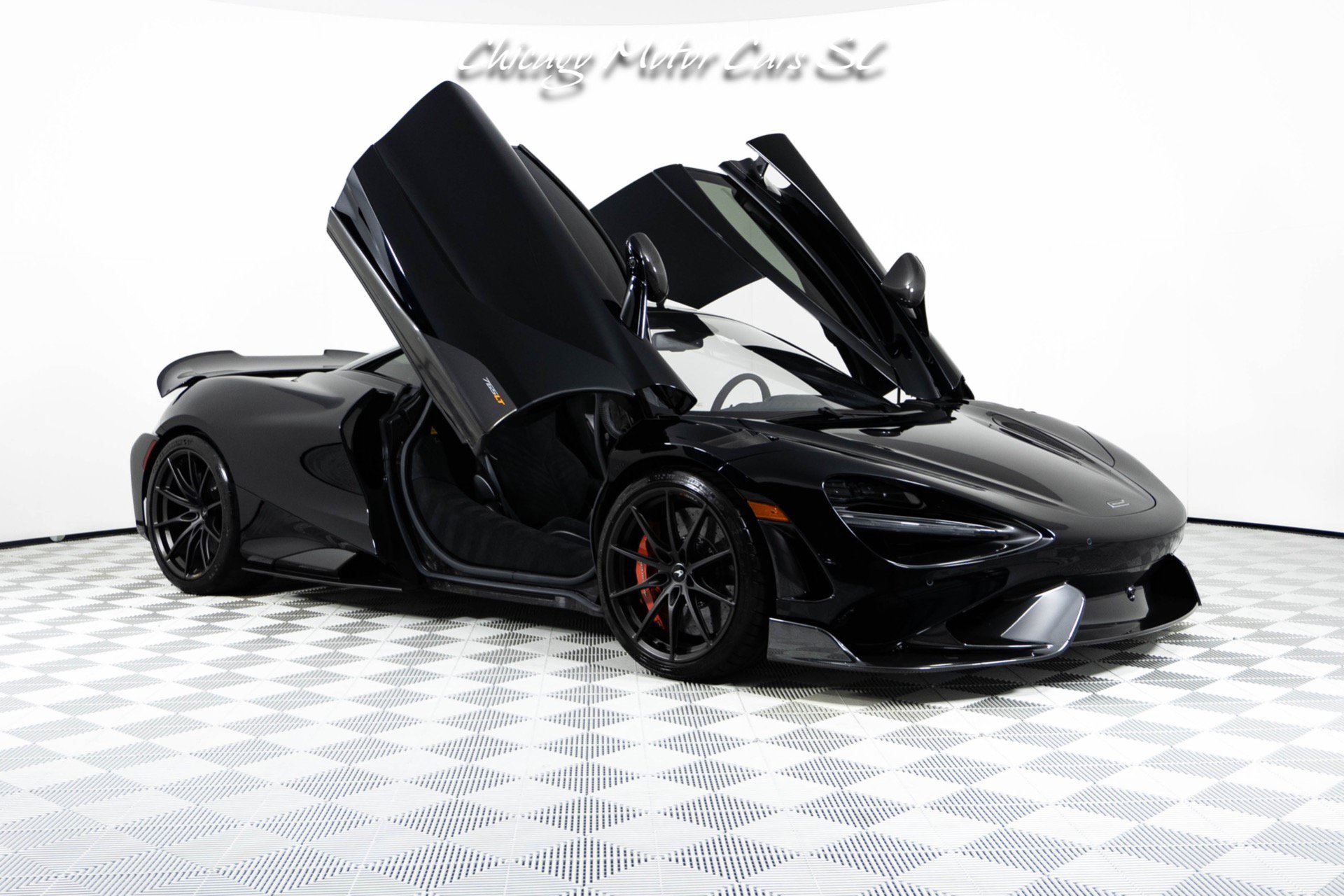Used 2021 McLaren 765LT photo 33