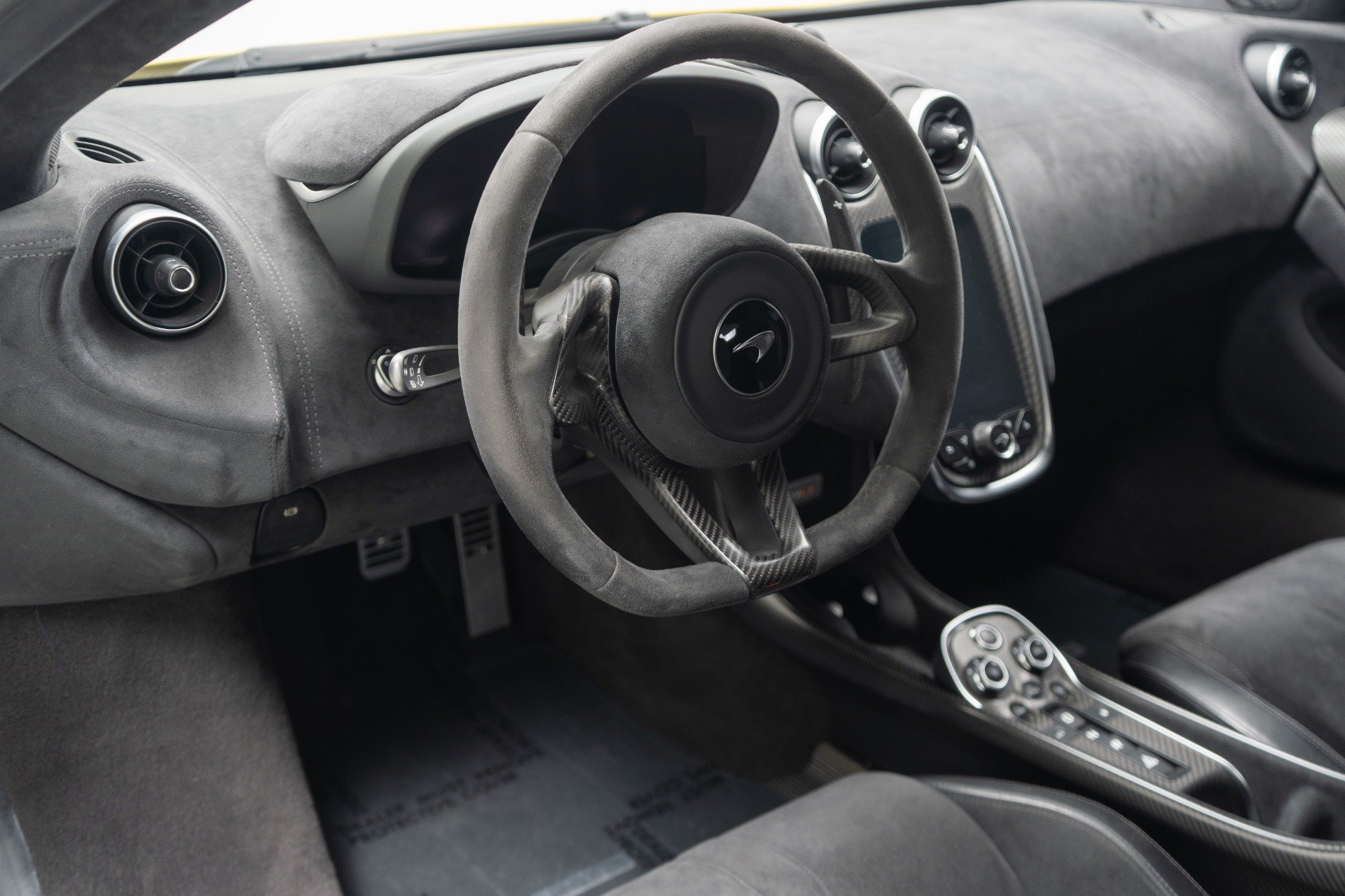 Used 2019 McLaren 600LT photo 13